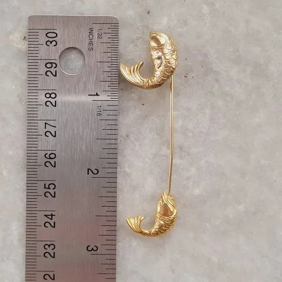 Vintage Gold Tone Jumping Koi Fish Stick Hat Pin Brooch - Picture 5 of 5